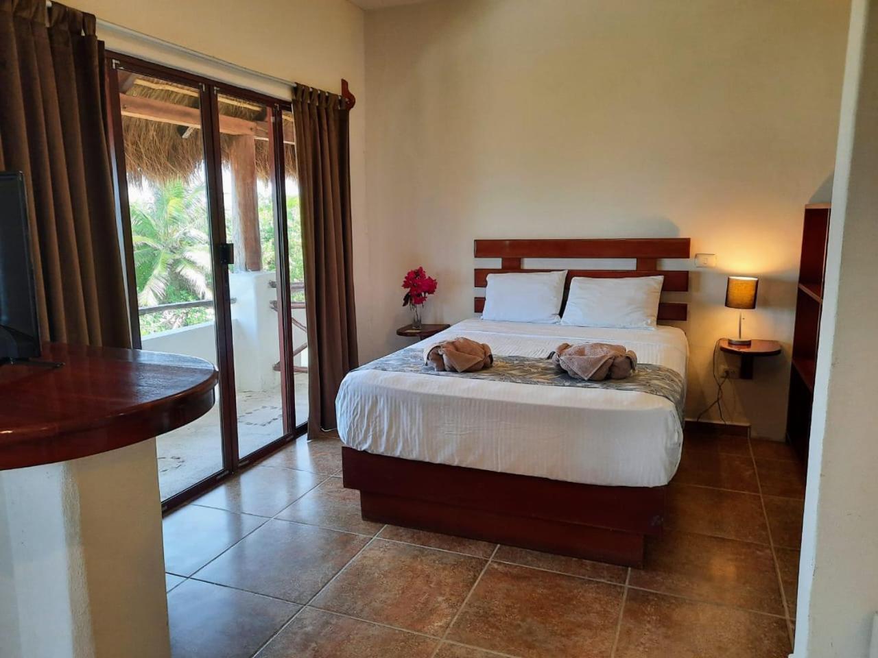 Porto Coral Hotel & Suites Chetumal Kültér fotó